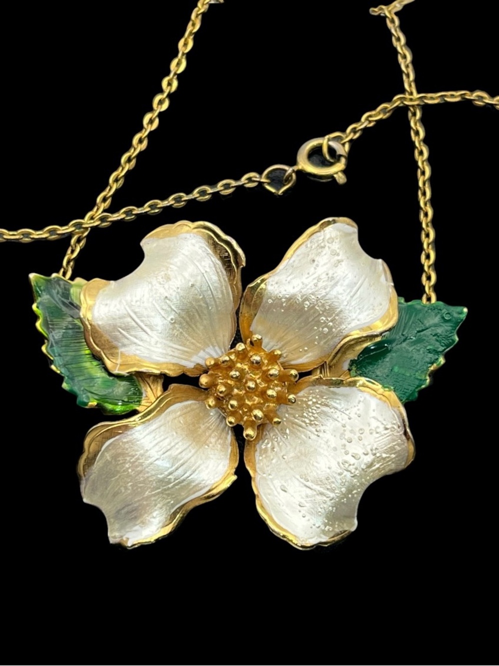 Dogwood painted enamel flower gold tone chain pendant on necklace vintage